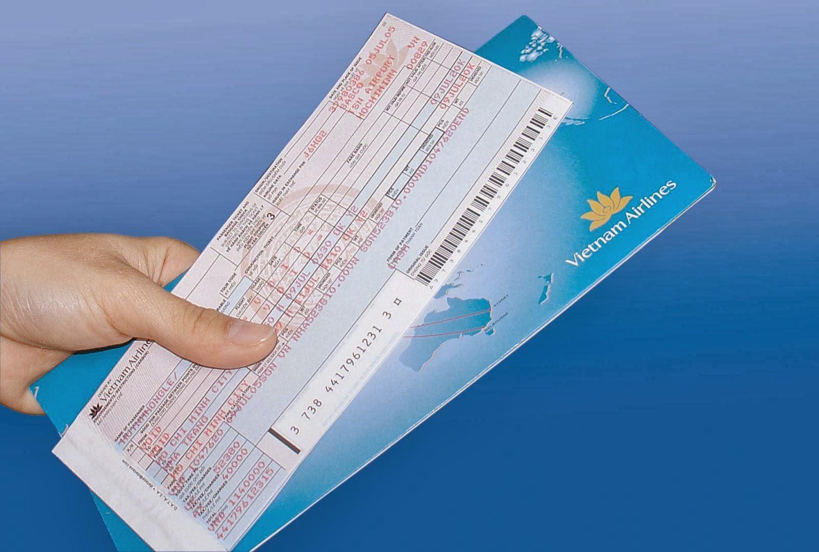 Vé máy bay cũng chính là một trong những giấy tờ quan trọng khi thực hiện chuyến bay