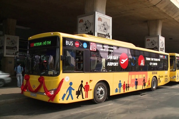 Xe bus 90 (Kim Mã đi Nội Bài)