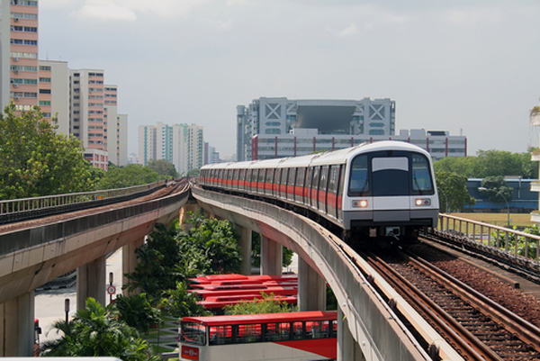 Tàu điện ngầm MRT ở Singapore
