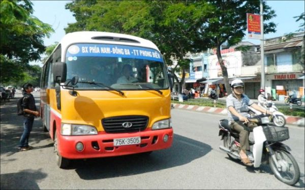 Xe bus sân bay Phú Bài ở Huế