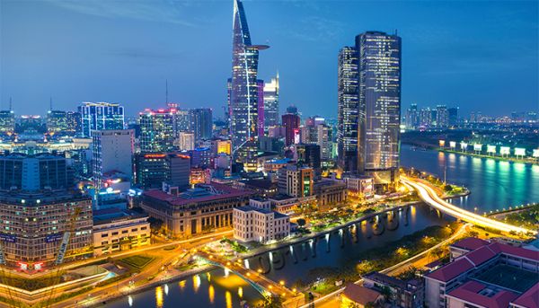 Đặt vé máy bay đi Sài Gòn Bamboo khám phá thành phố Hồ Chí Minh hiện đại