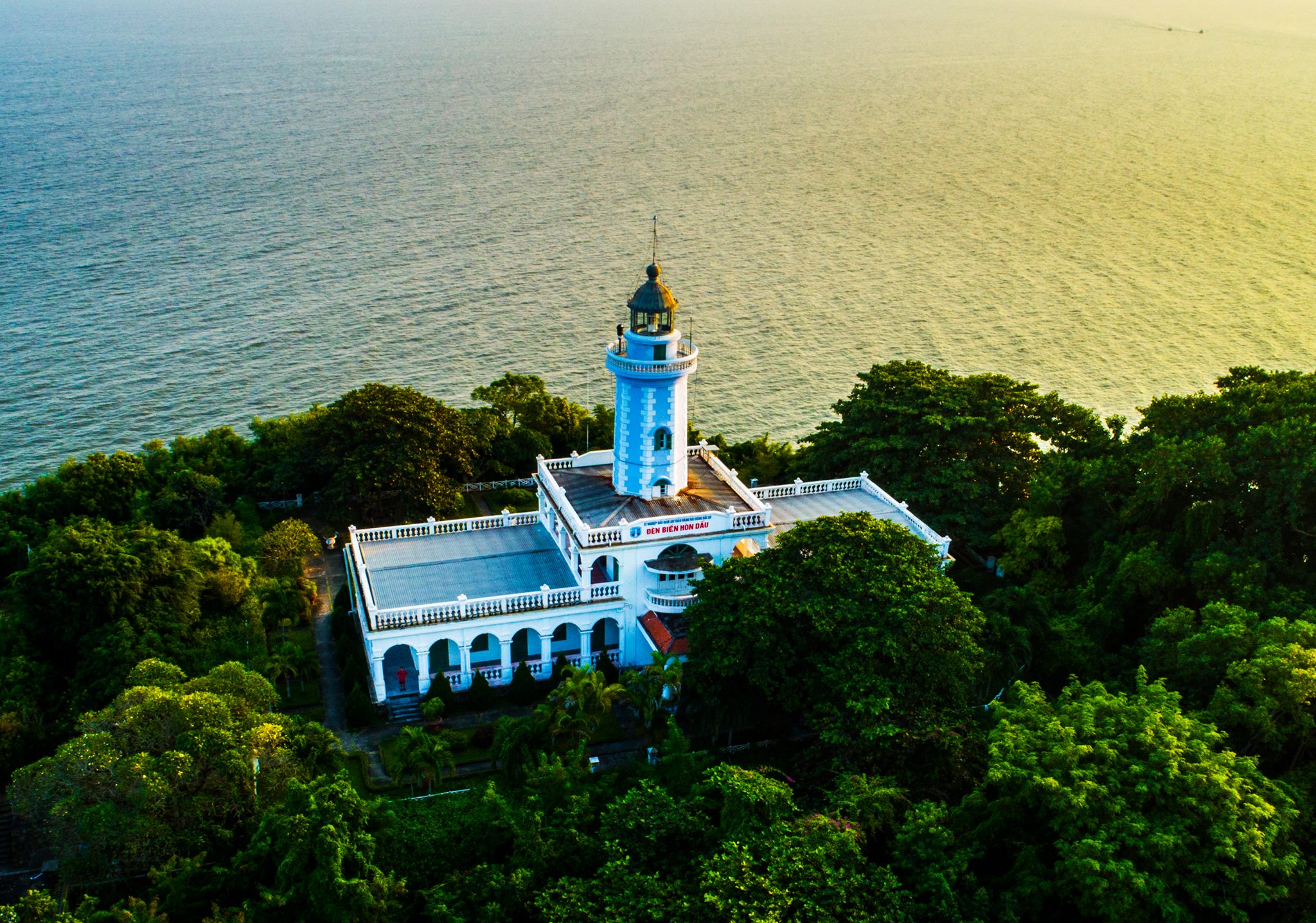 Hải đăng Hòn Dấu - Ngọn hải đăng cổ nhất Việt Nam