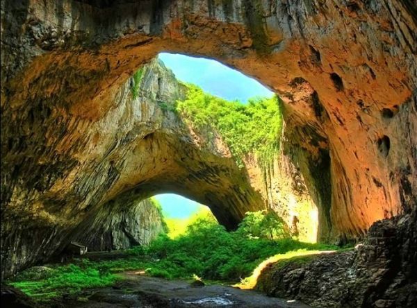 Sơn Đoòng là hang động lớn nhất thế giới
