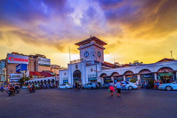 Chợ Bến Thành - Nét đặc trưng của Sài Gòn