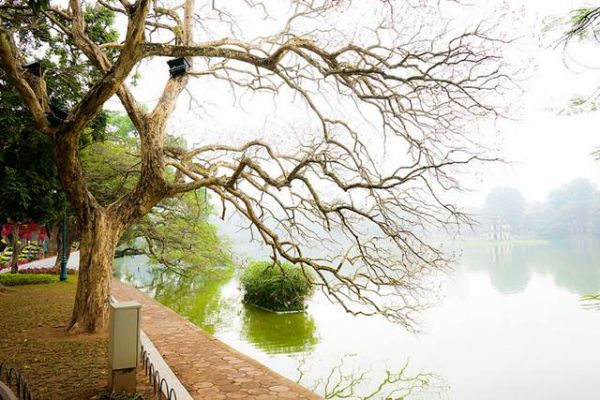 Hồ Hoàn Kiếm - Thắng cảnh huyền thoại giữa lòng Thủ đô