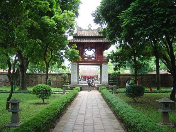 Văn Miếu – Quốc Tử Giám là trường Đại học đầu tiên của Việt Nam