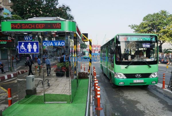Xe buýt - phương tiện di chuyển công cộng tiết kiệm nhất ở Sài Gòn