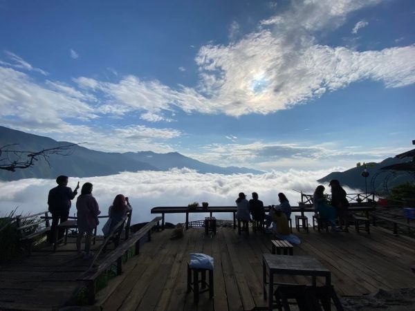Thảo coffee Tà Xùa - Địa điểm săn mây lý tưởng