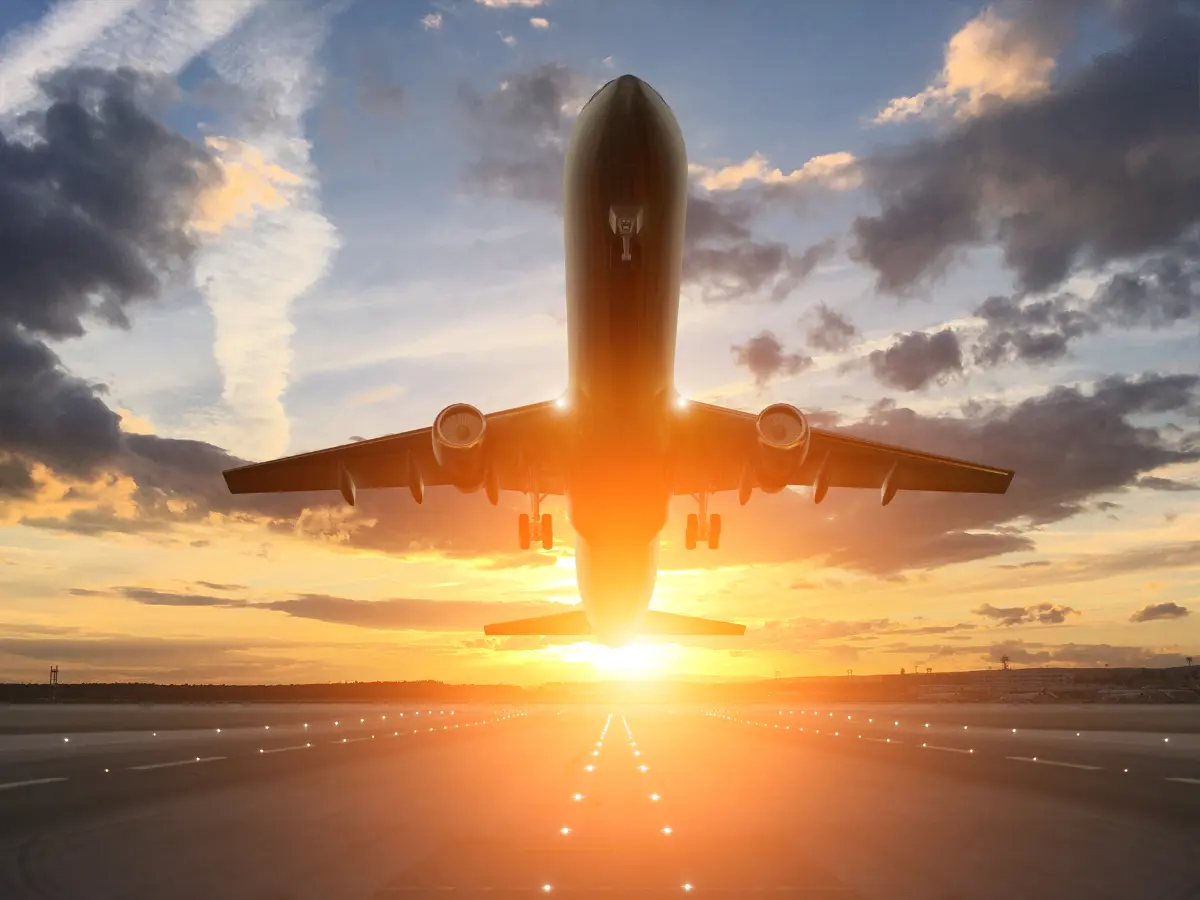 Đặt vé máy bay cần lưu ý điều gì để tránh phát sinh chi phí hoàn đổi vé?