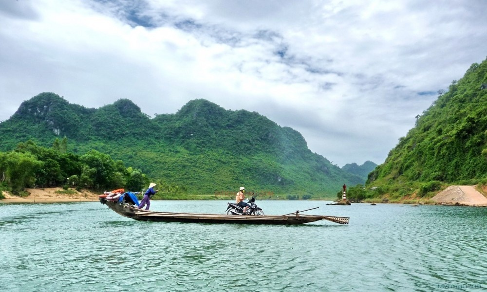 Vé máy bay đi Đồng Hới