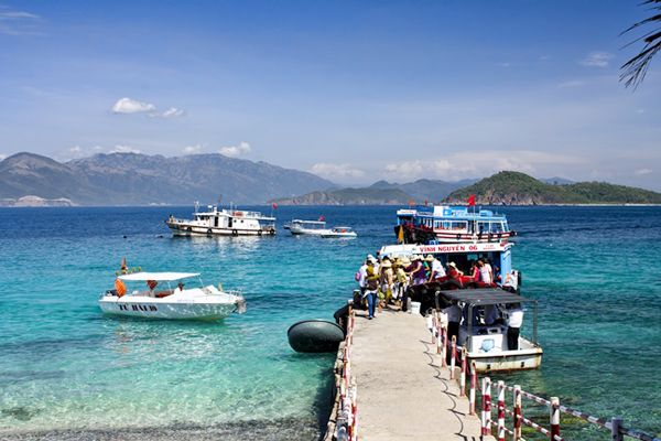 Thời gian bay từ Hà Nội đến Nha Trang