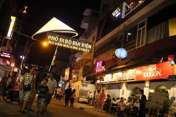 Phố Bùi Viện: