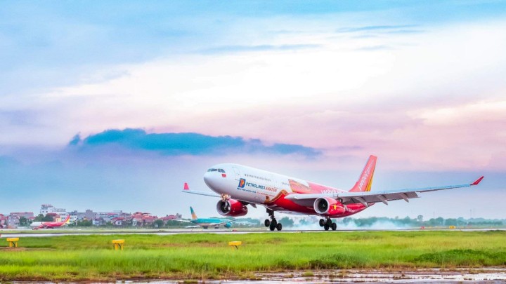 Vietjet khuyến mãi vé máy bay giá rẻ