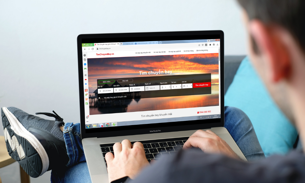 Truy cập vào website Timchuyenbay.vn và tiến hành đặt vé